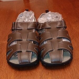 Wonder Nation Boys Size 4 Brown Leather Sandals